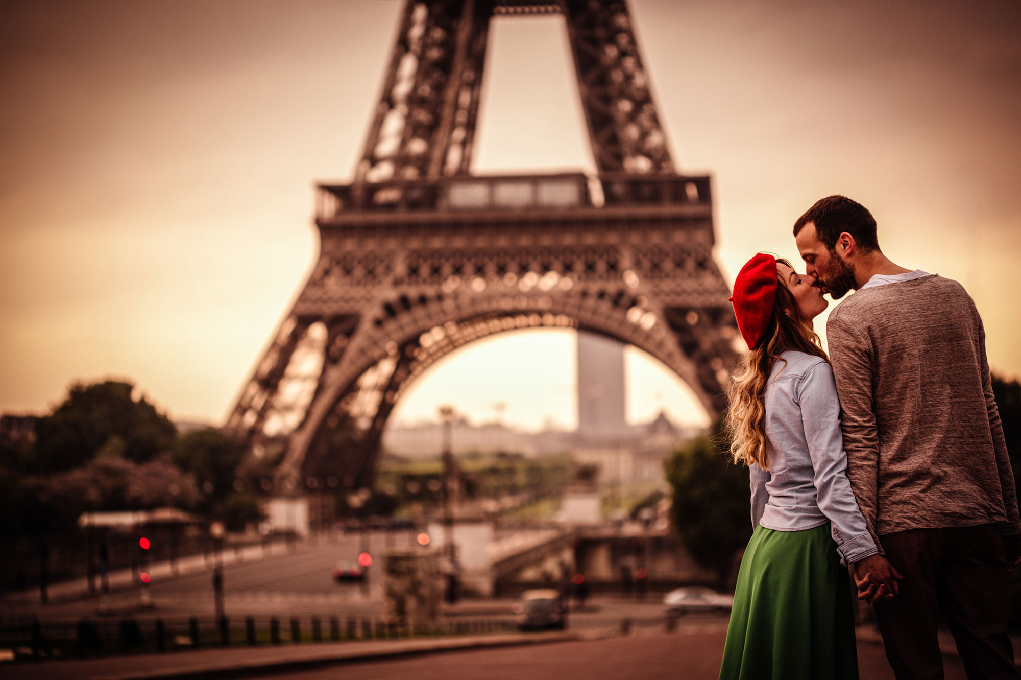 101 French Love Words & Phrases with English Translations